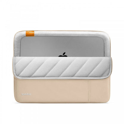 Mala 16 Inch Macbook Defender-A13 Laptop Sleeve Nature Sand